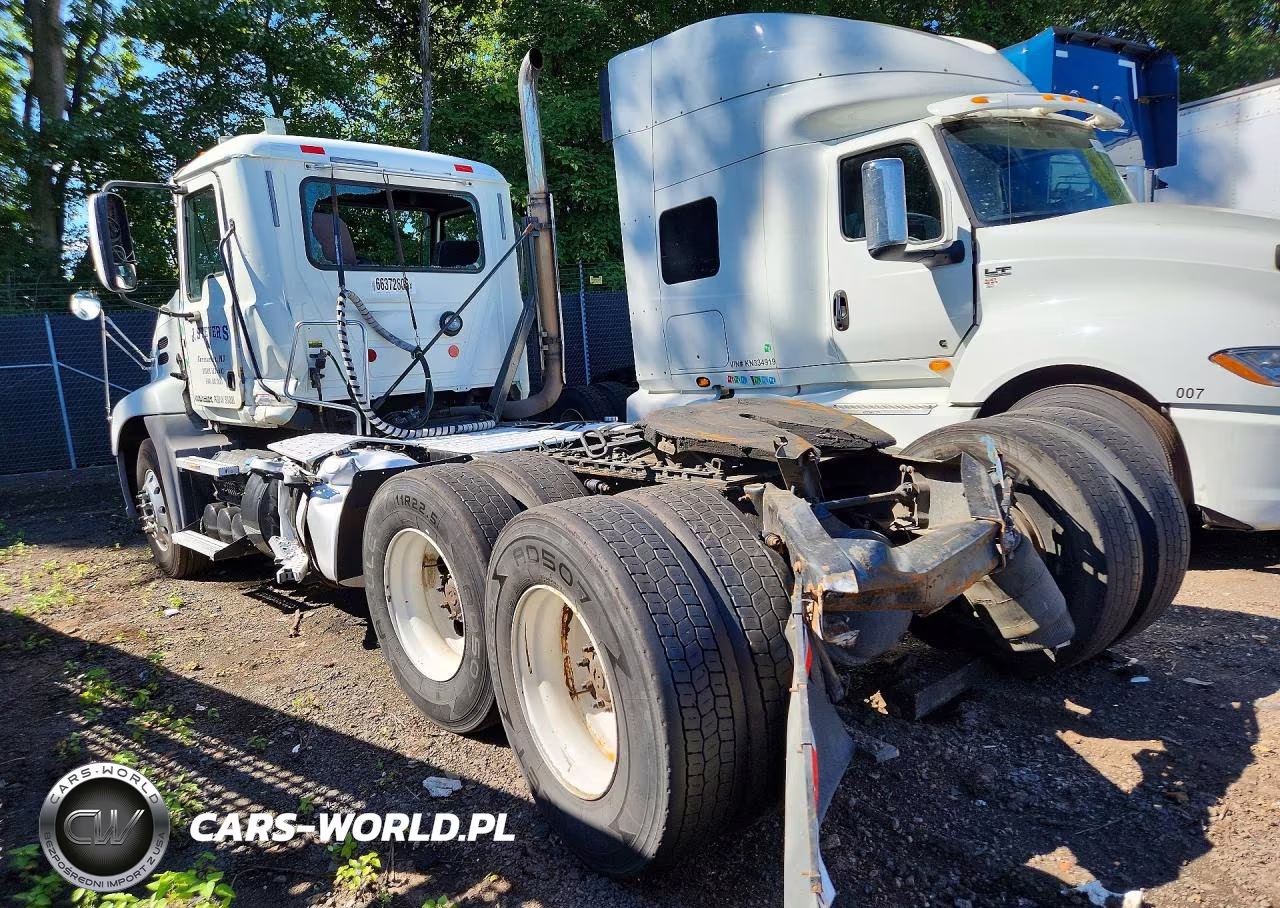 2016 Mack Cxu613 Semi Truck VIN:1M1AW07YXGM057498 - 2