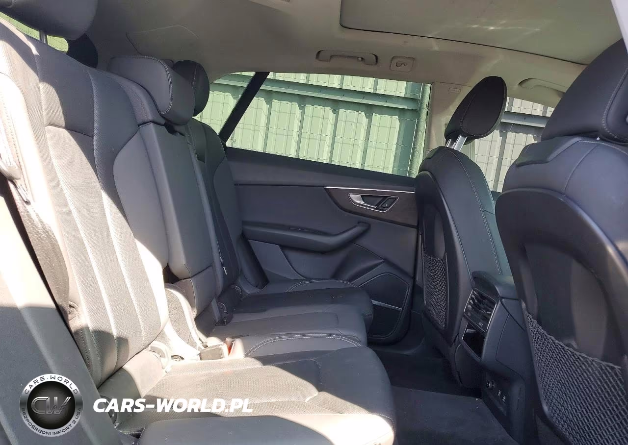 2019 Audi Q8 Premium Plus S-Line VIN:WA1EVAF19KD028009 - 11