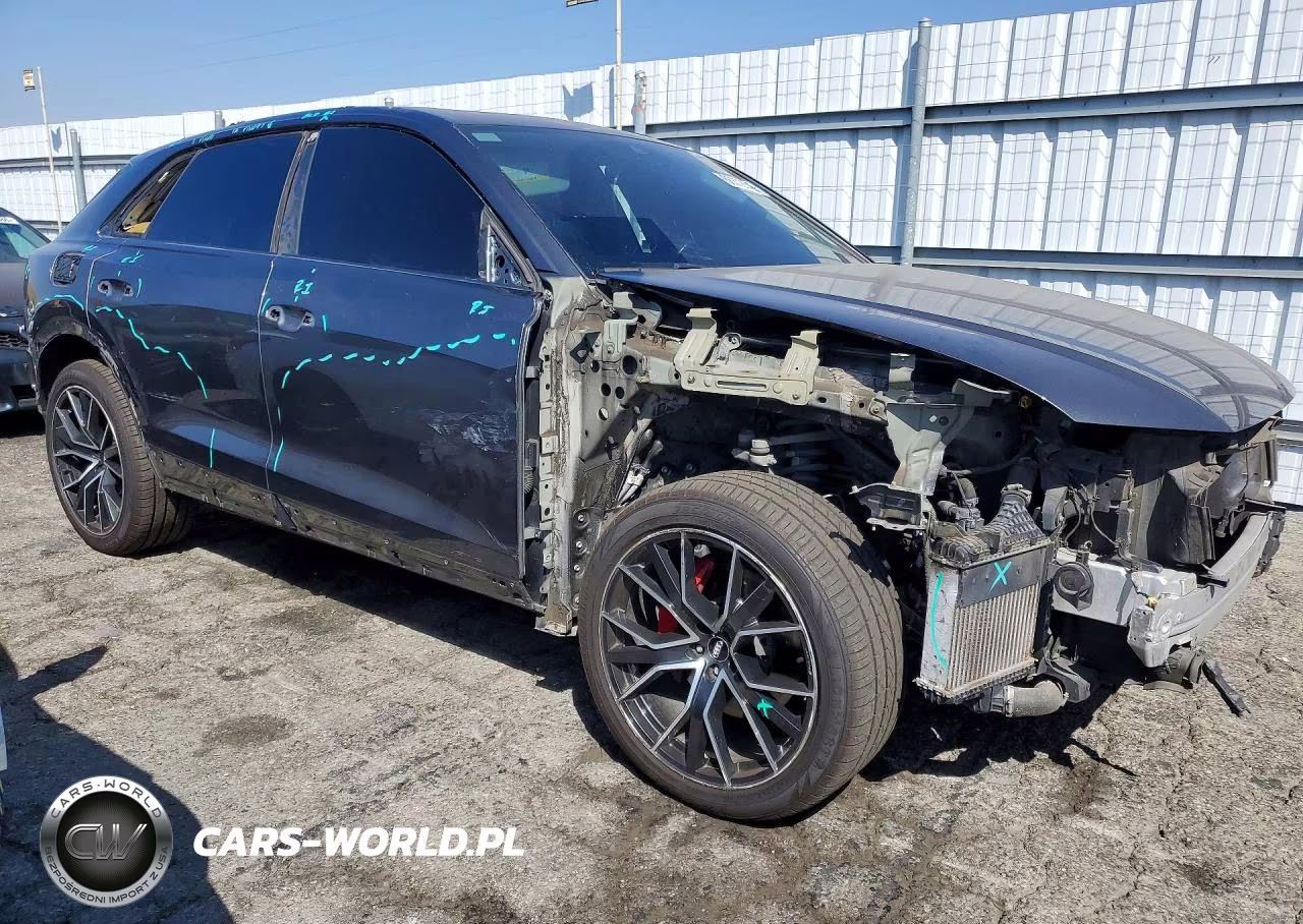 2019 Audi Q8 Premium Plus S-Line VIN:WA1EVAF19KD028009 - 4