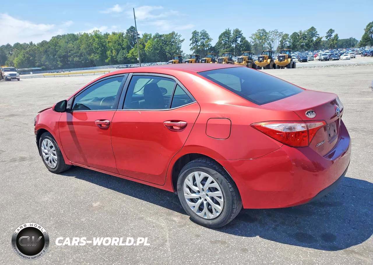 2018 Toyota Corolla Le VIN:5YFBURHE0JP749146 - 2