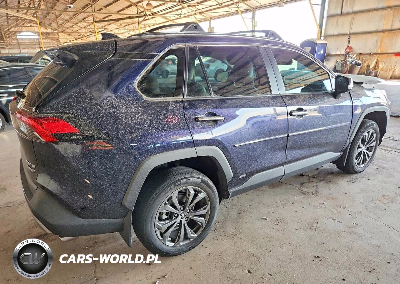 2023 Toyota Rav4 Limited VIN:4T3D6RFV2PU139897 - 3