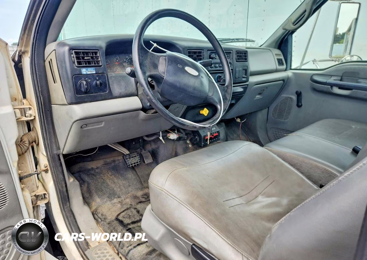 2008 Ford F650 Super - Bucket Truck VIN:3FRWF65BX8V689959 - 8
