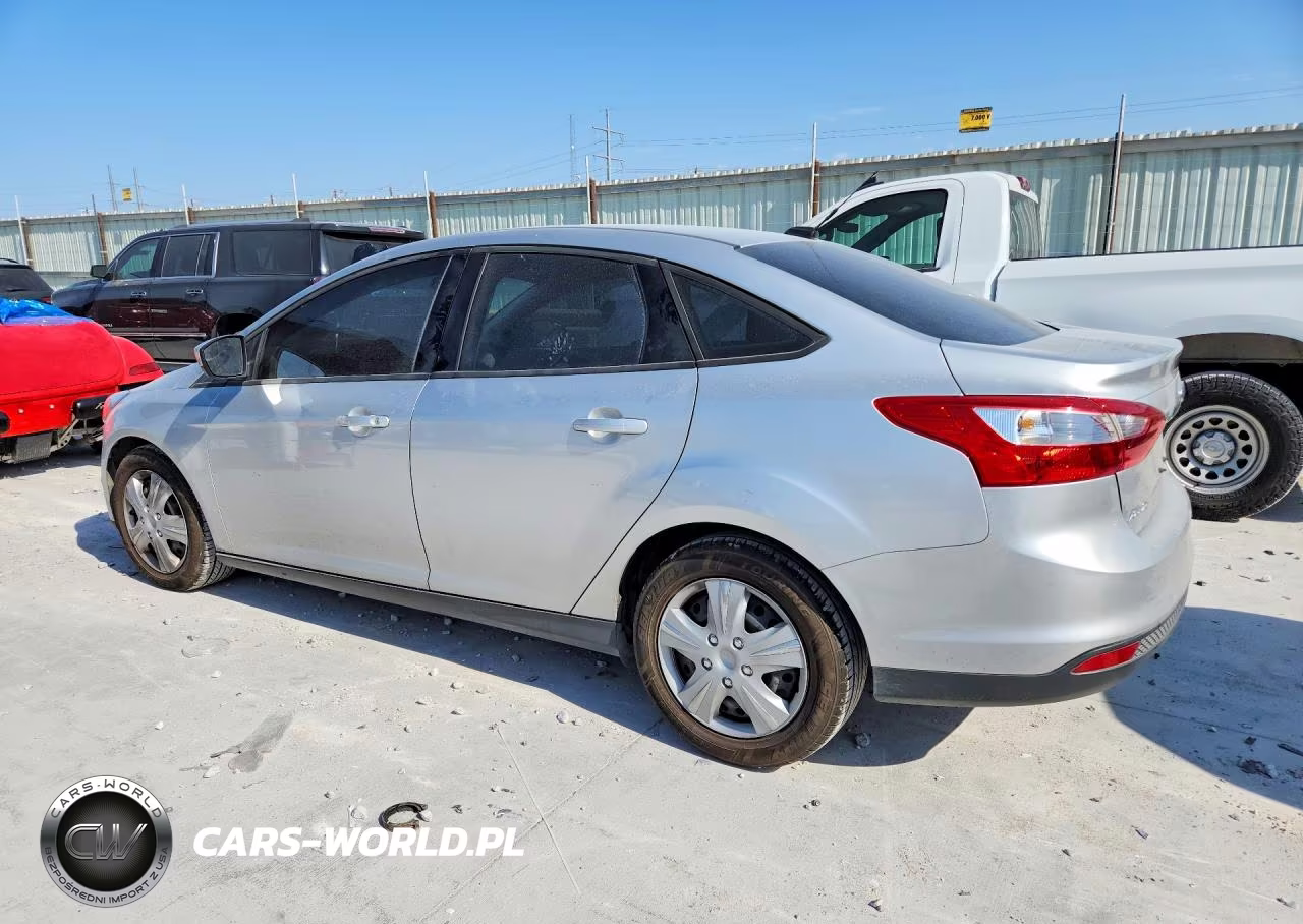 2012 Ford Focus Se VIN:1FAHP3F27CL461956 - 2