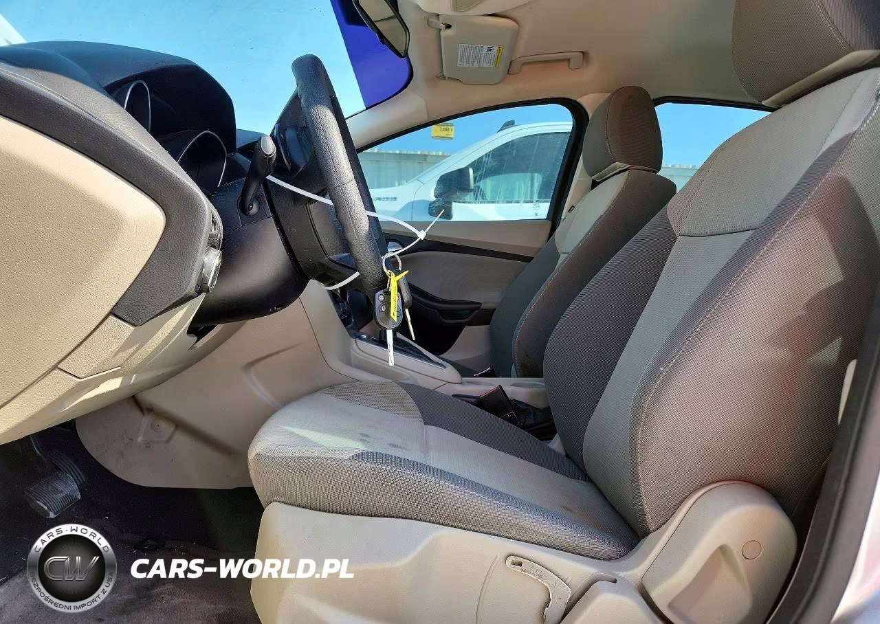 2012 Ford Focus Se VIN:1FAHP3F27CL461956 - 7