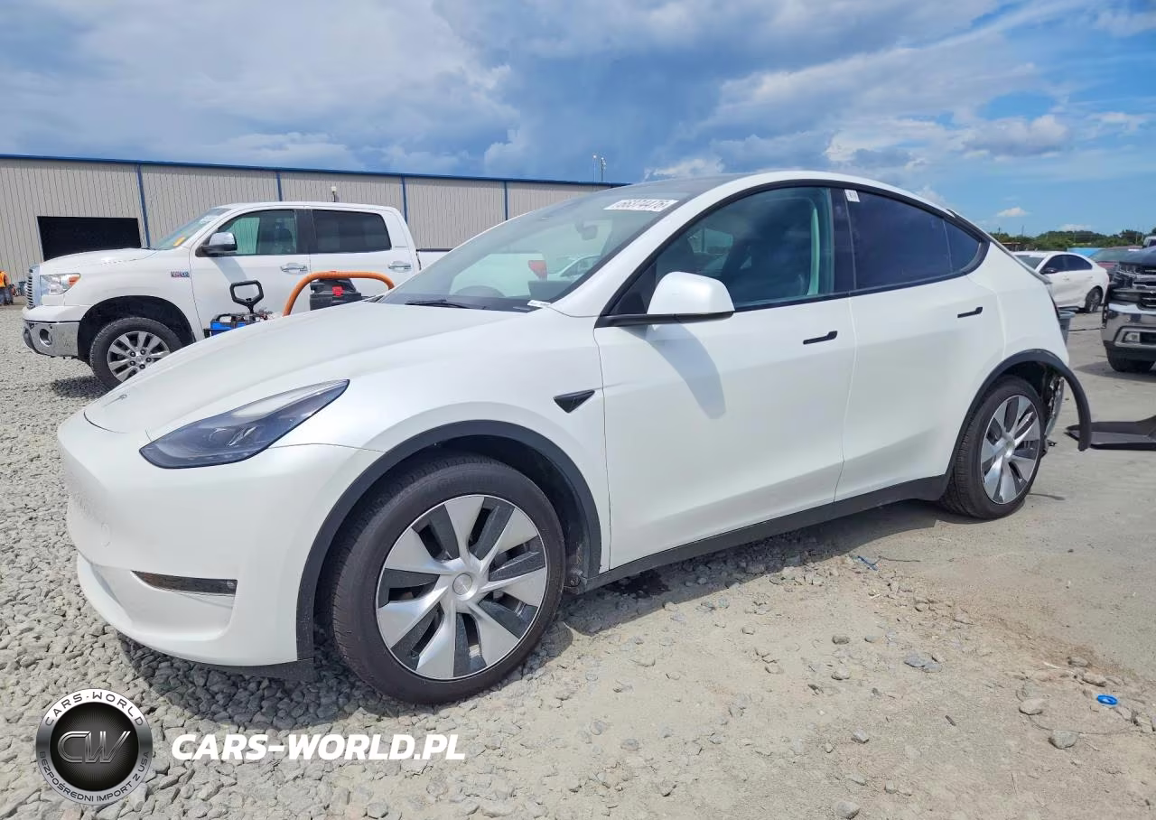 2023 Tesla Model Y – zdjęcie 1 z 12