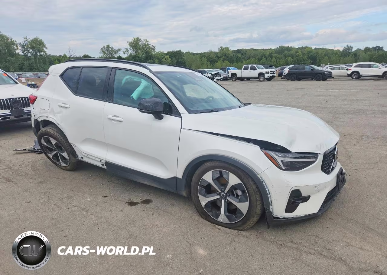 2026 Volvo Xc40 Plus VIN:YV4L12UCXT2671384 - 4