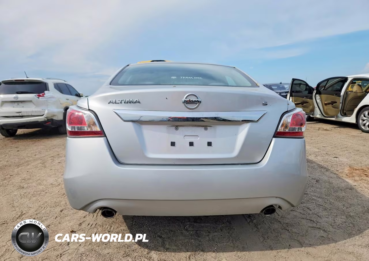 2015 Nissan Altima 2.5 S VIN:1N4AL3AP4FN327379 - 6