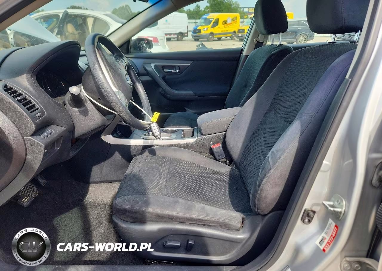 2015 Nissan Altima 2.5 S VIN:1N4AL3AP4FN327379 - 7