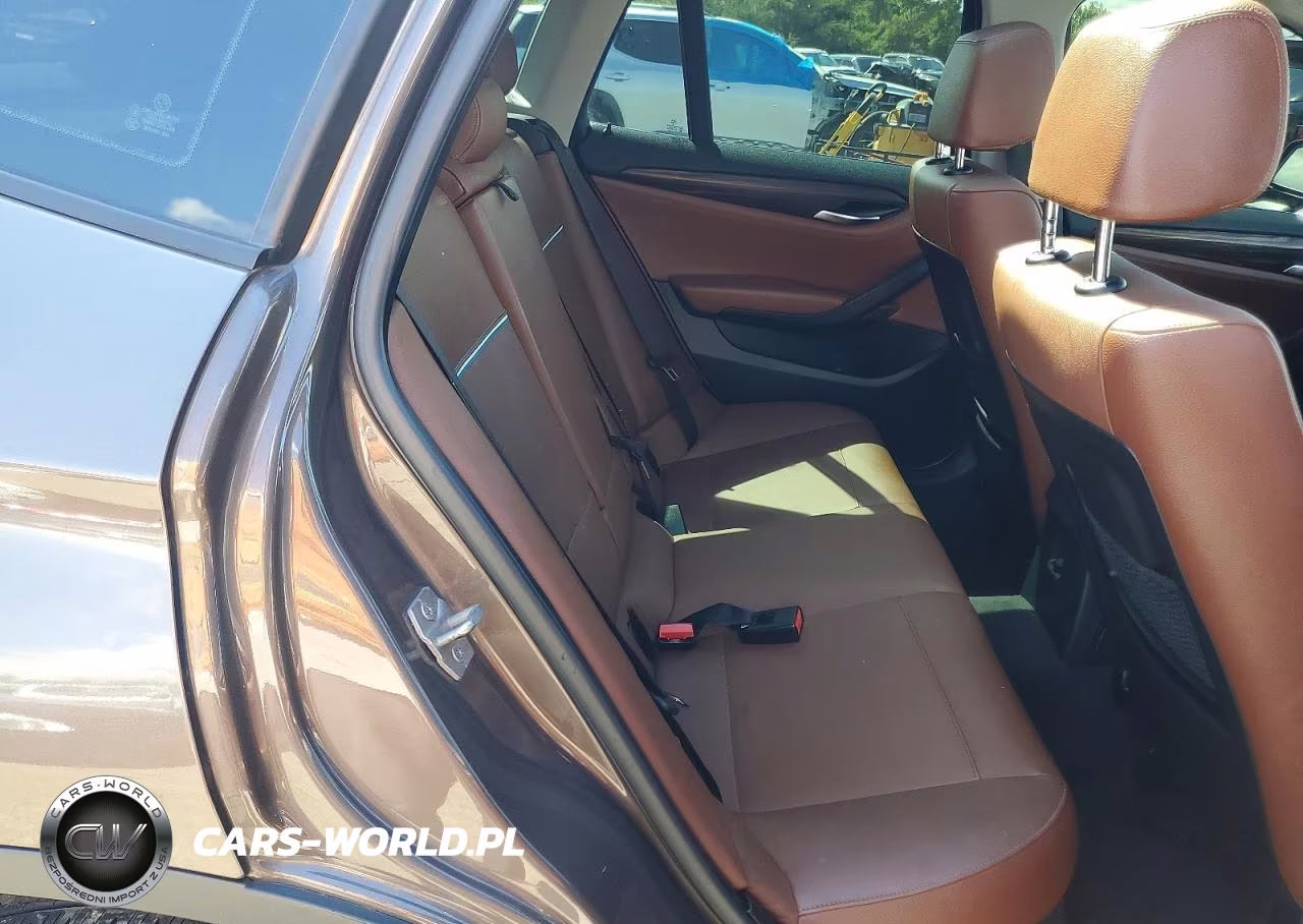 2013 BMW X1 xDrive28I VIN:WBAVL1C59DVR82045 - 11
