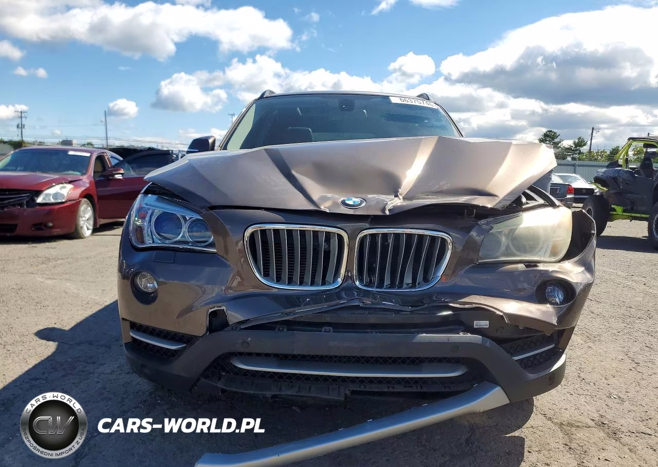 2013 BMW X1 xDrive28I VIN:WBAVL1C59DVR82045 - 5