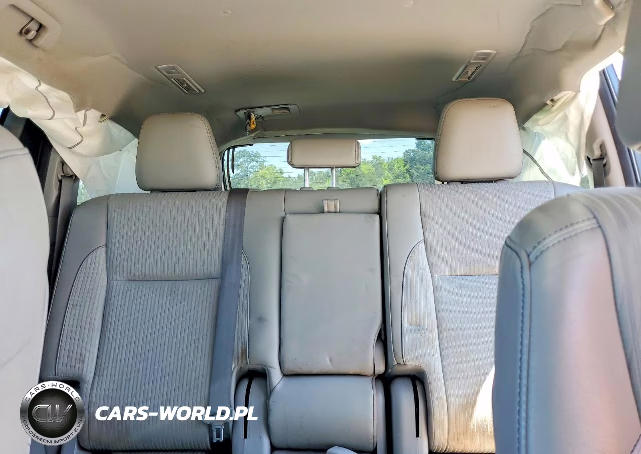 2017 Toyota Highlander Le Plus VIN:5TDZZRFHXHS216705 - 10