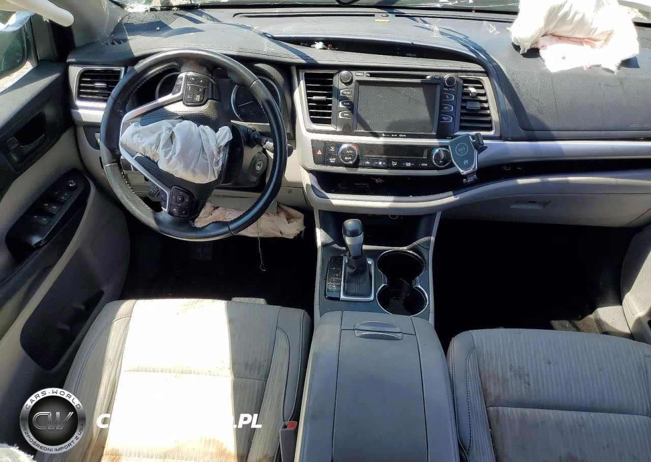 2017 Toyota Highlander Le Plus VIN:5TDZZRFHXHS216705 - 8
