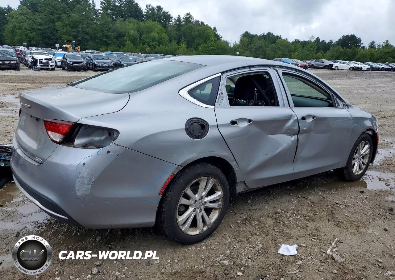2015 Chrysler 200 Limited VIN:1C3CCCAB1FN740856 - 3