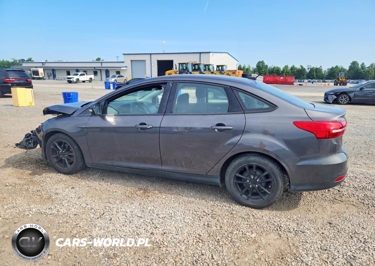 2015 Ford Focus Se VIN:1FADP3F25FL311136 - 2