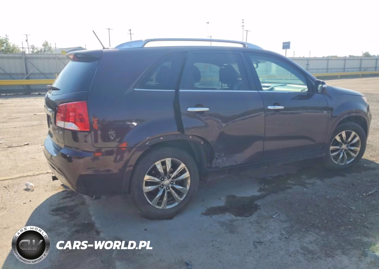 2011 Kia Sorento Sx VIN:5XYKW4A28BG175284 - 3