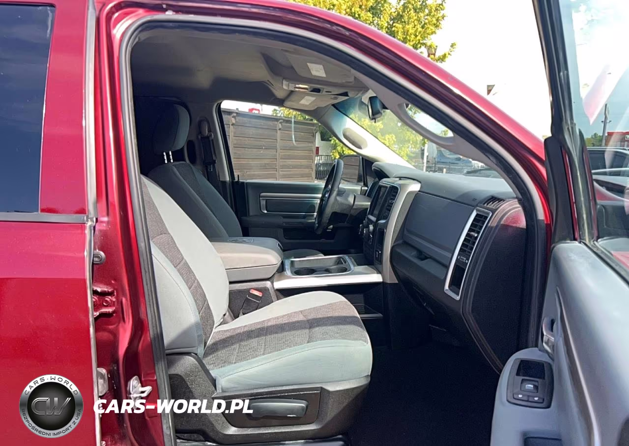 2019 Ram 1500 Classic Slt VIN:1C6RR6GT9KS647964 - 5