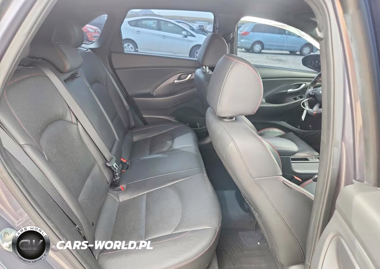 2018 Hyundai Elantra Gt Sport VIN:KMHH55LC1JU009657 - 10