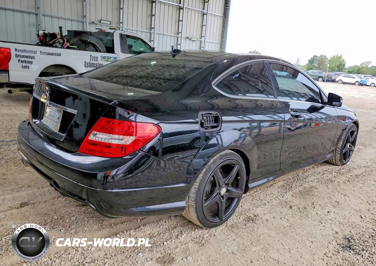 2015 Mercedes-Benz C 250 VIN:WDDGJ4HB0FG369391 - 3