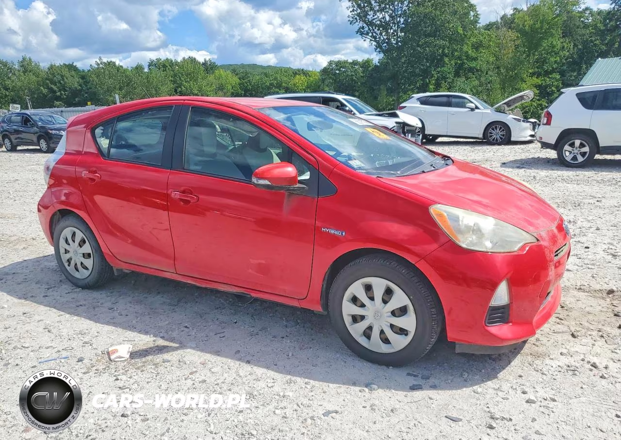 2012 Toyota Prius C One VIN:JTDKDTB39C1007257 - 4