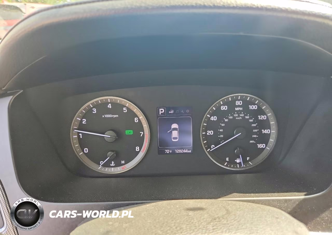 2016 Hyundai Sonata Sport VIN:5NPE34AF0GH280765 - 9