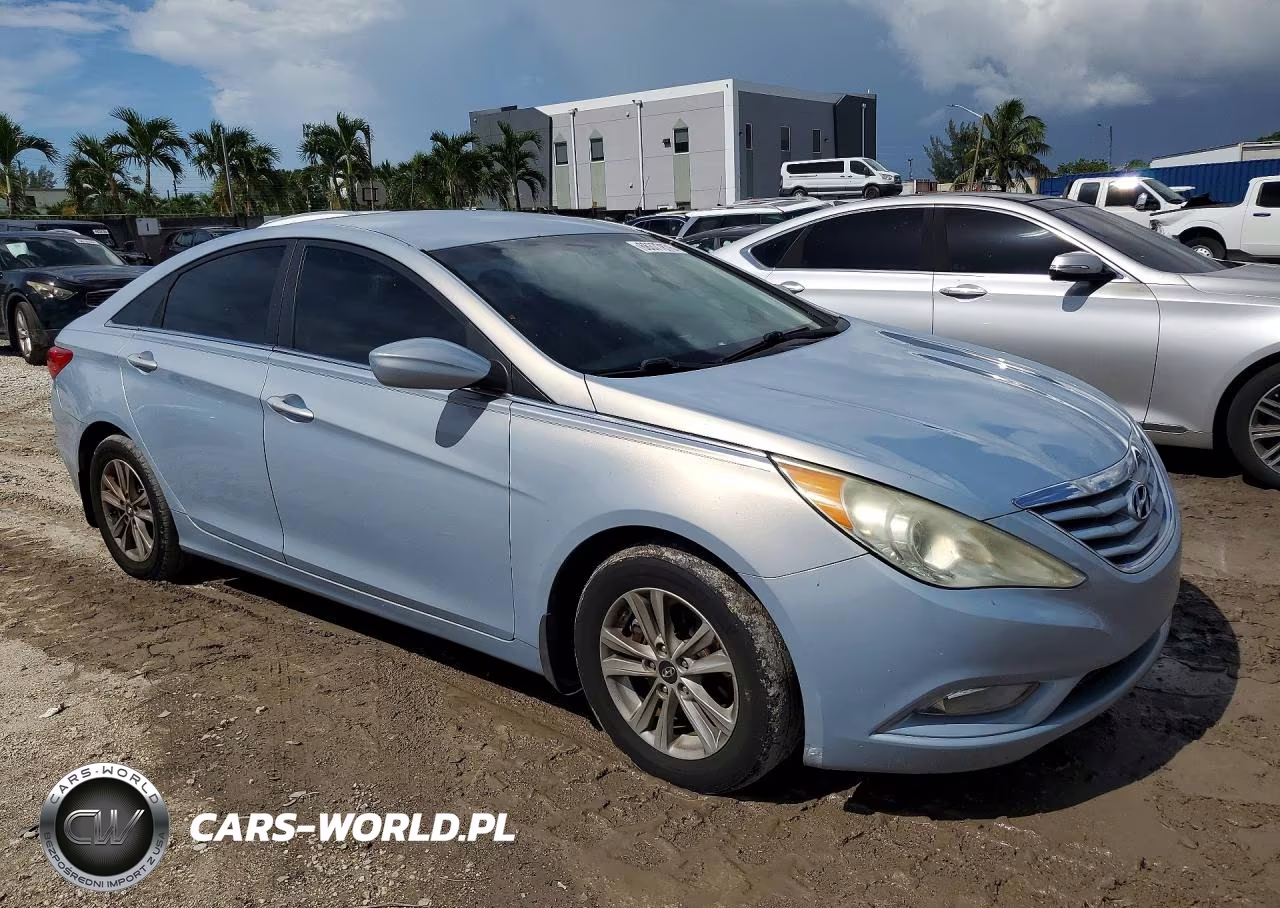 2013 Hyundai Sonata Gls VIN:5NPEB4AC3DH722586 - 4