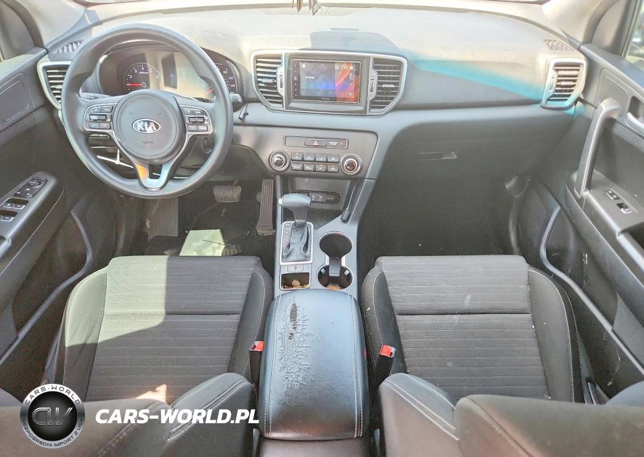 2018 Kia Sportage Lx VIN:KNDPM3ACXJ7472308 - 8
