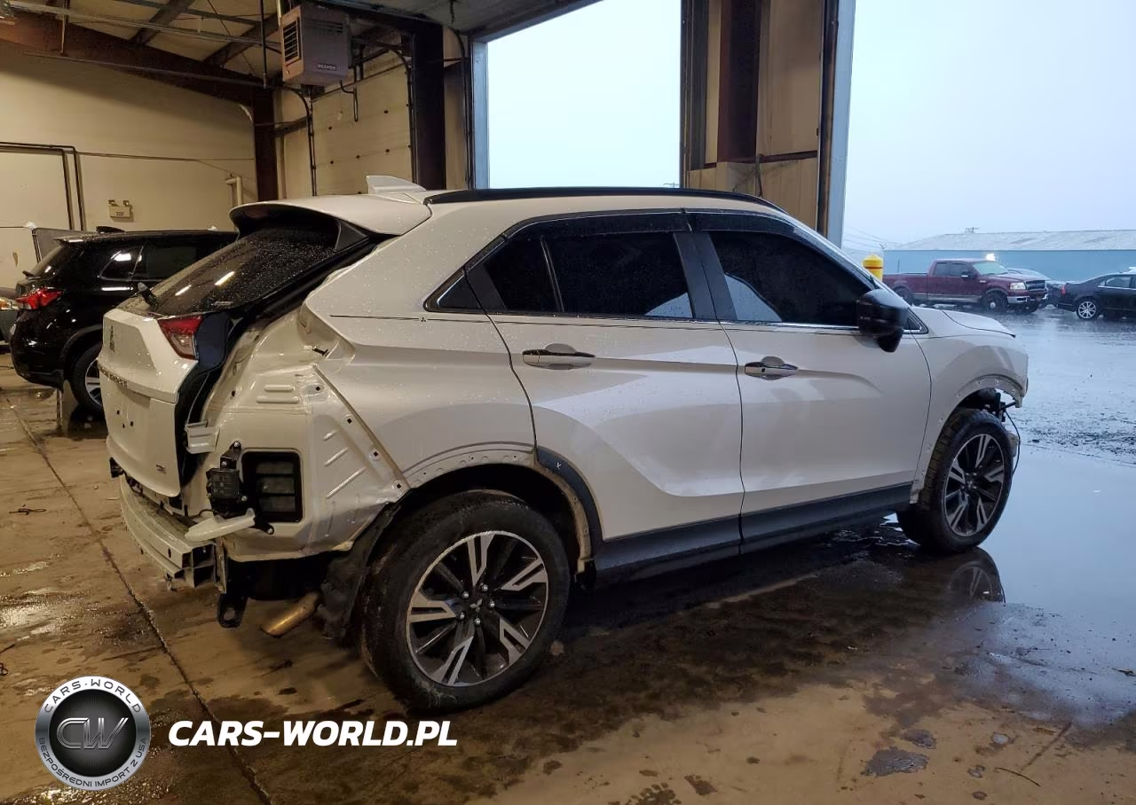 2024 Mitsubishi Eclipse Cross Se VIN:JA4ATWAA3RZ000857 - 3