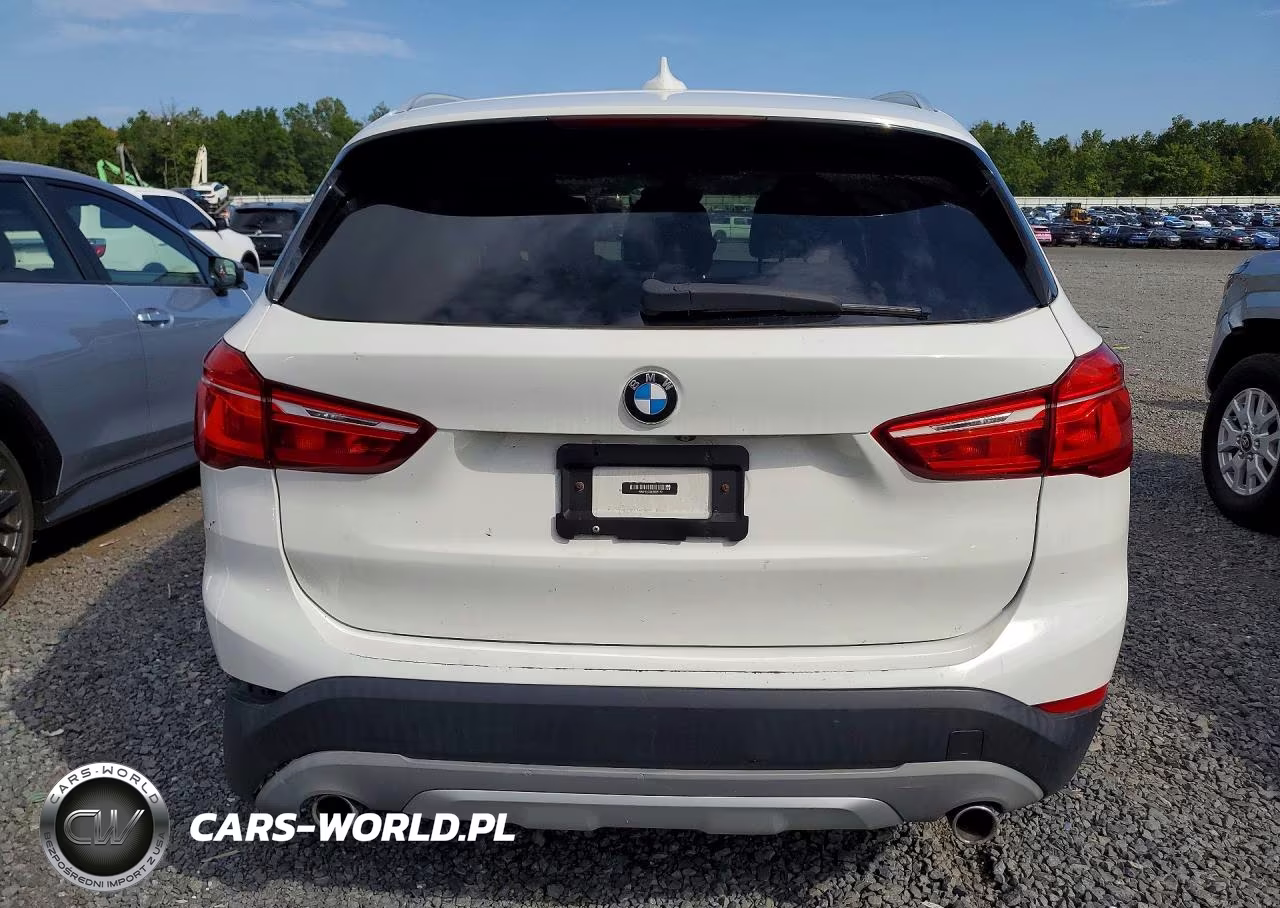2018 BMW X1 xDrive28I VIN:WBXHT3C38J5K25159 - 6