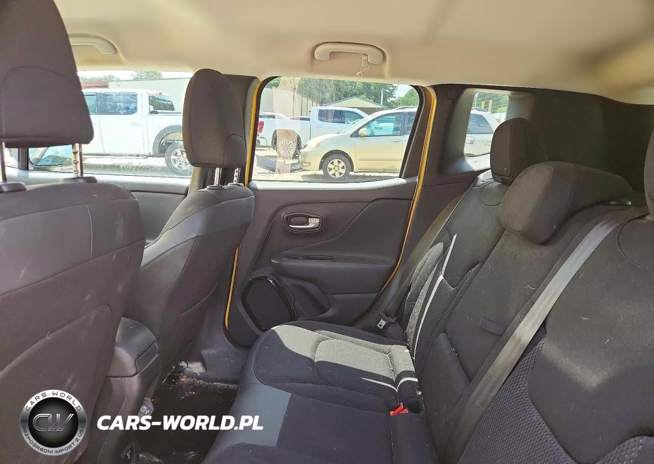 2018 Jeep Renegade Latitude VIN:ZACCJBBB8JPH66140 - 11