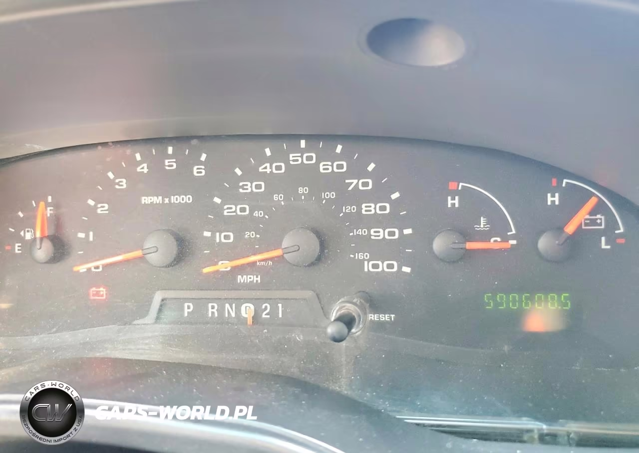 2005 Ford Ecoline E250 VIN:1FTNE24W85HA61123 - 9