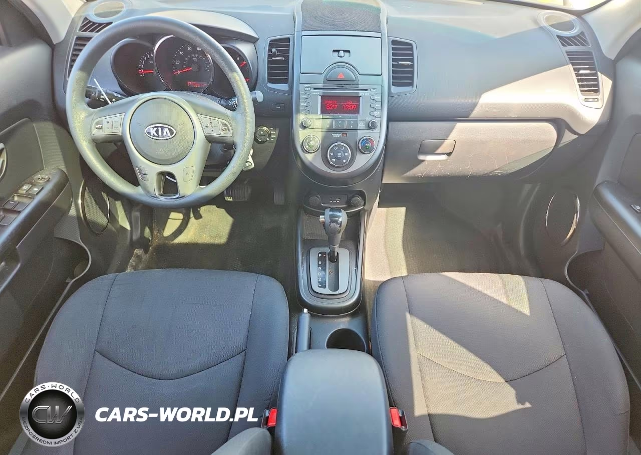 2010 Kia Soul + VIN:KNDJT2A2XA7703945 - 8