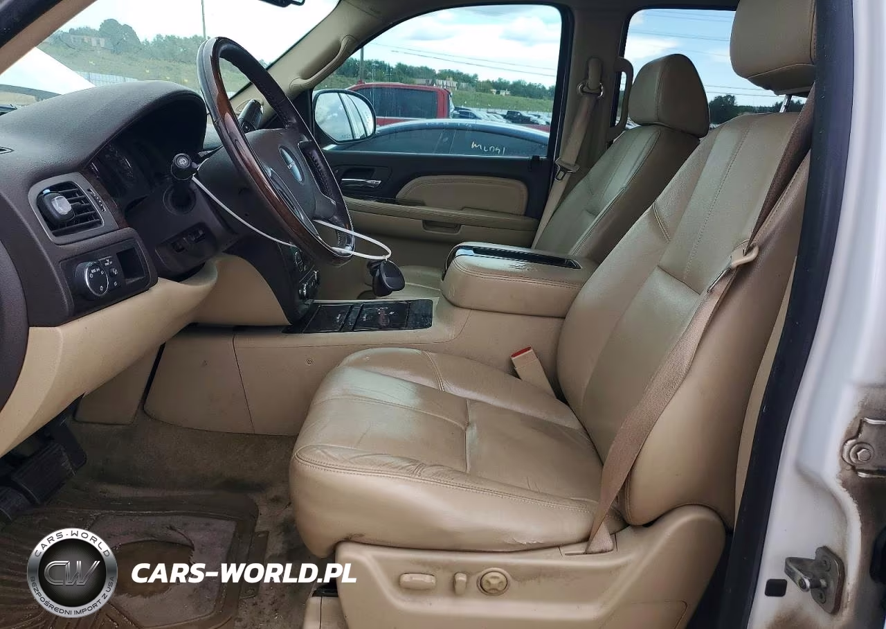 2008 GMC Yukon Denali VIN:1GKFK63818J232979 - 7