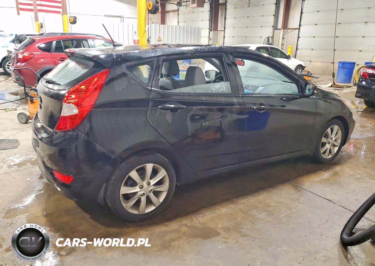 2013 Hyundai Accent Se VIN:KMHCU5AE1DU076376 - 3