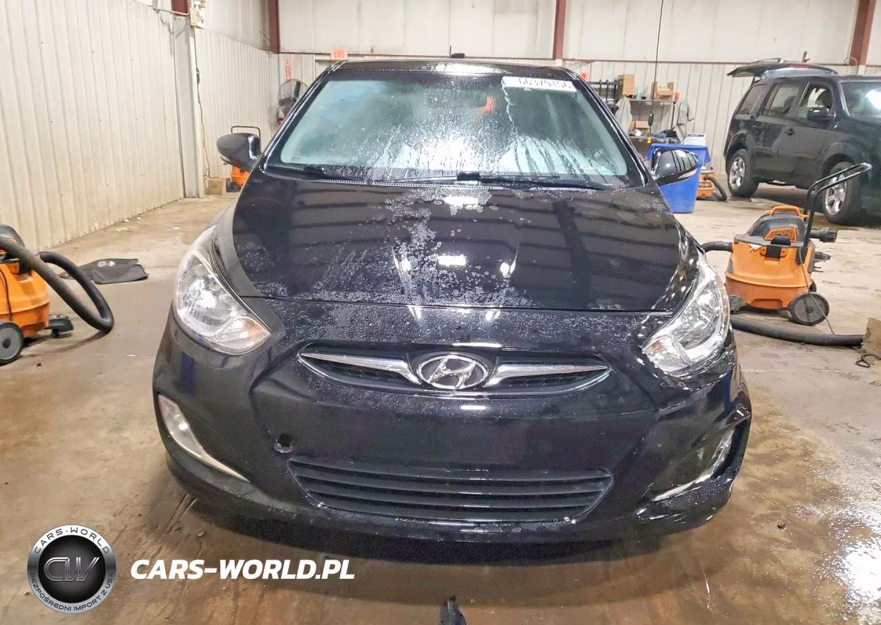 2013 Hyundai Accent Se VIN:KMHCU5AE1DU076376 - 5