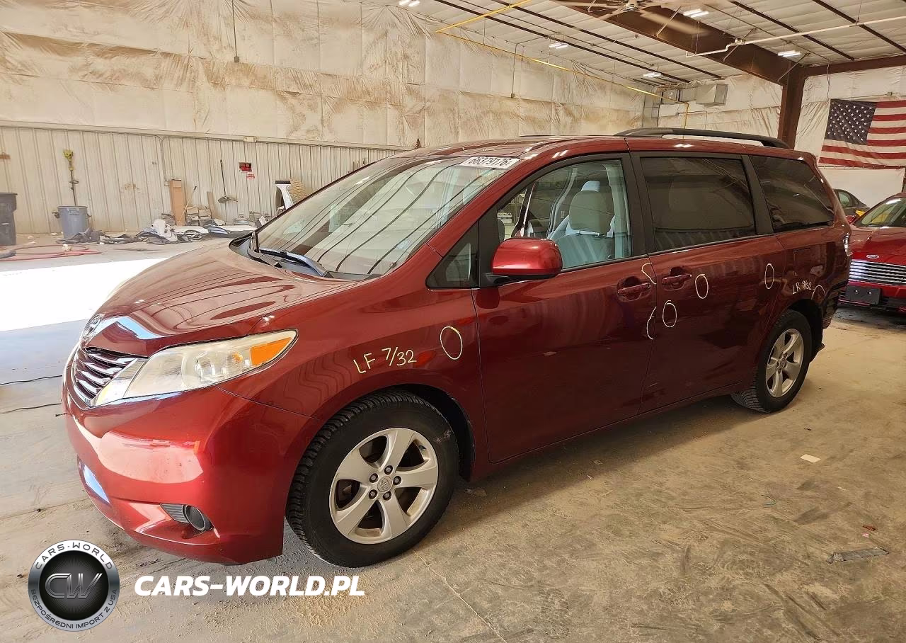 2016 Toyota Sienna Le
