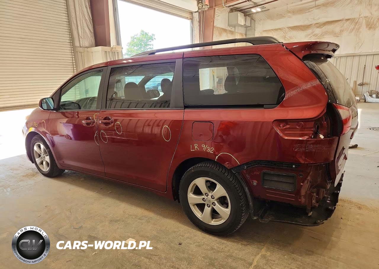 2016 Toyota Sienna Le VIN:5TDKK3DCXGS703296 - 2