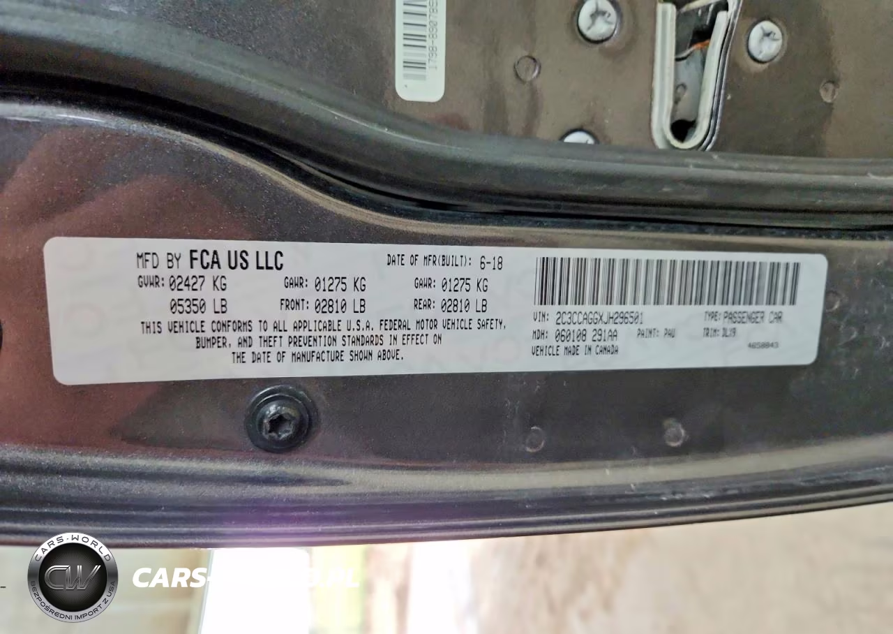 2018 Chrysler 300 S VIN:2C3CCAGGXJH296501 - 12