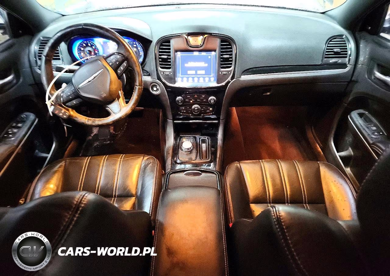 2018 Chrysler 300 S VIN:2C3CCAGGXJH296501 - 8