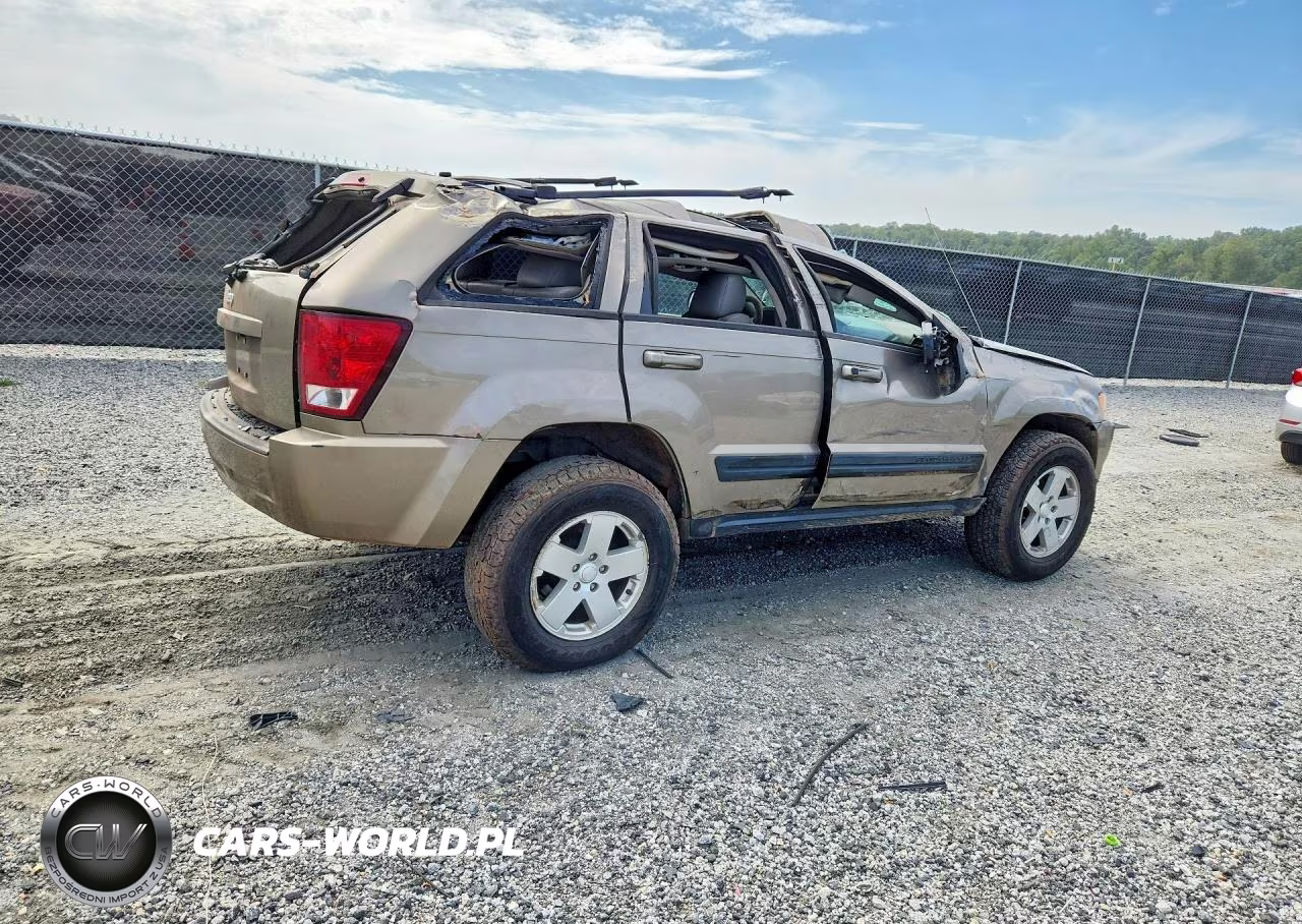 2006 Jeep Grand Cherokee Laredo VIN:1J8GR48K06C306553 - 3
