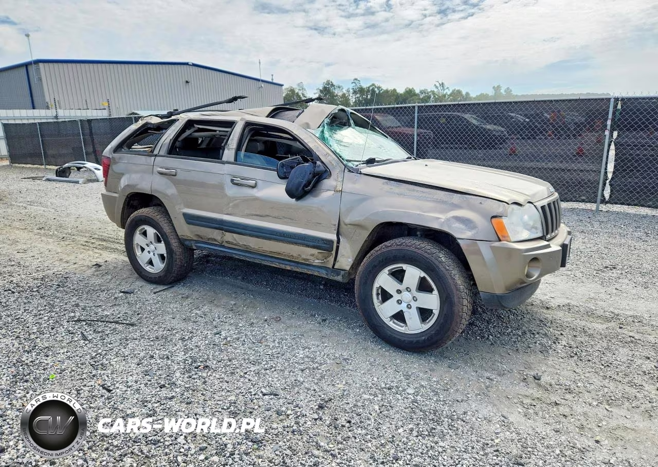 2006 Jeep Grand Cherokee Laredo VIN:1J8GR48K06C306553 - 4