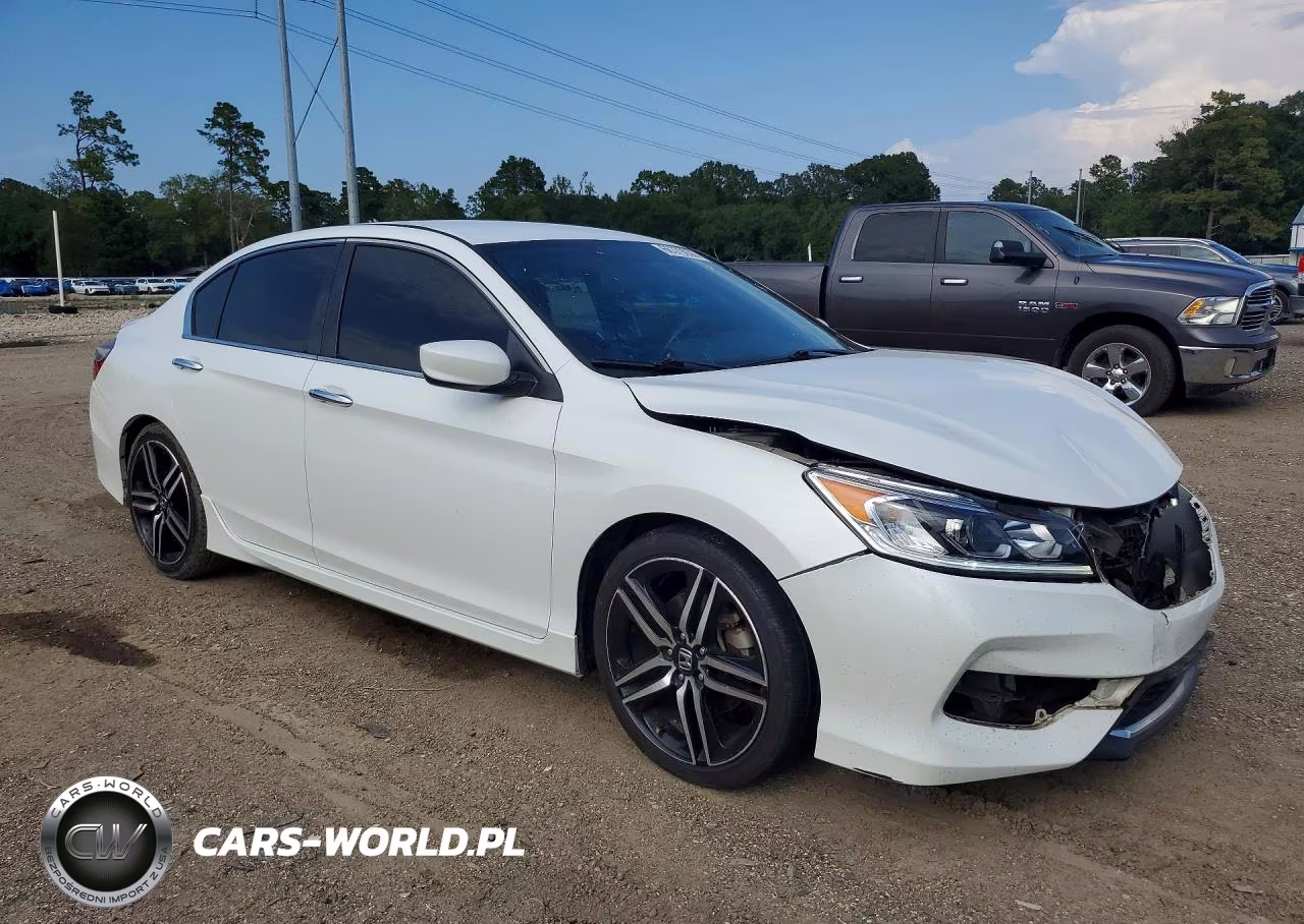 2017 Honda Accord Sport Special Edition VIN:1HGCR2F1XHA113945 - 4