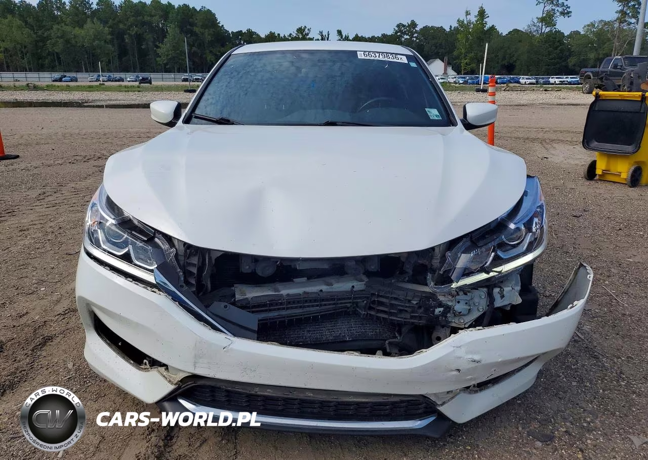 2017 Honda Accord Sport Special Edition VIN:1HGCR2F1XHA113945 - 5