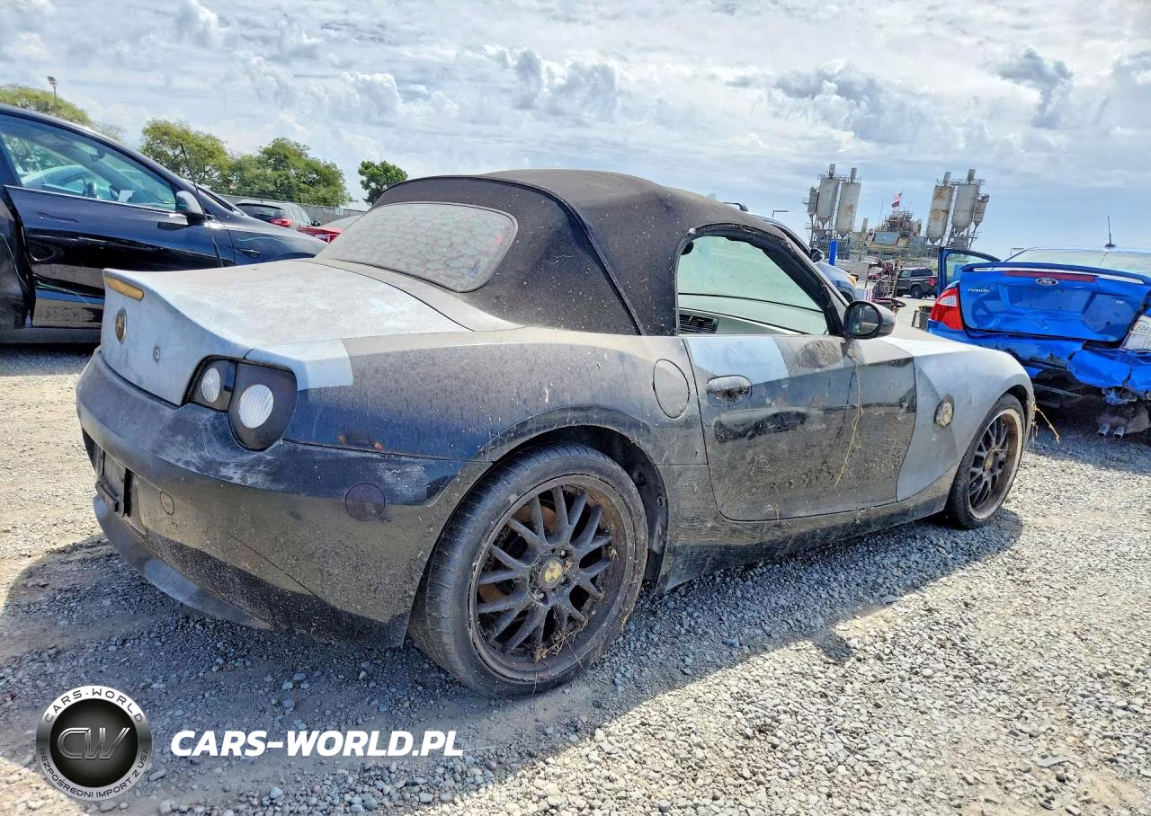 2003 BMW Z4 2.5 VIN:4USBT33443LR61634 - 3