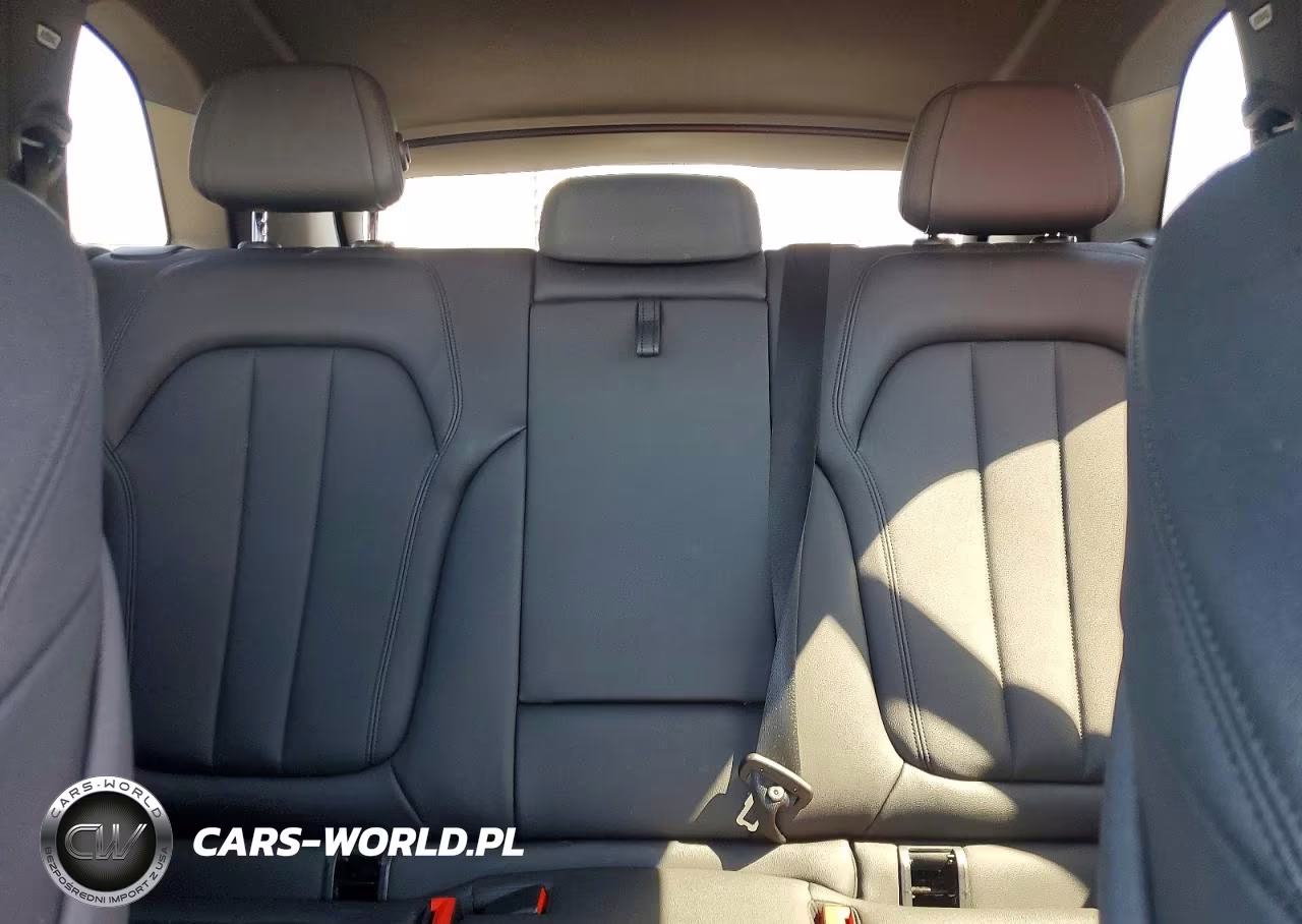 2019 BMW X5 xDrive40I VIN:5UXCR6C57KLL04066 - 10