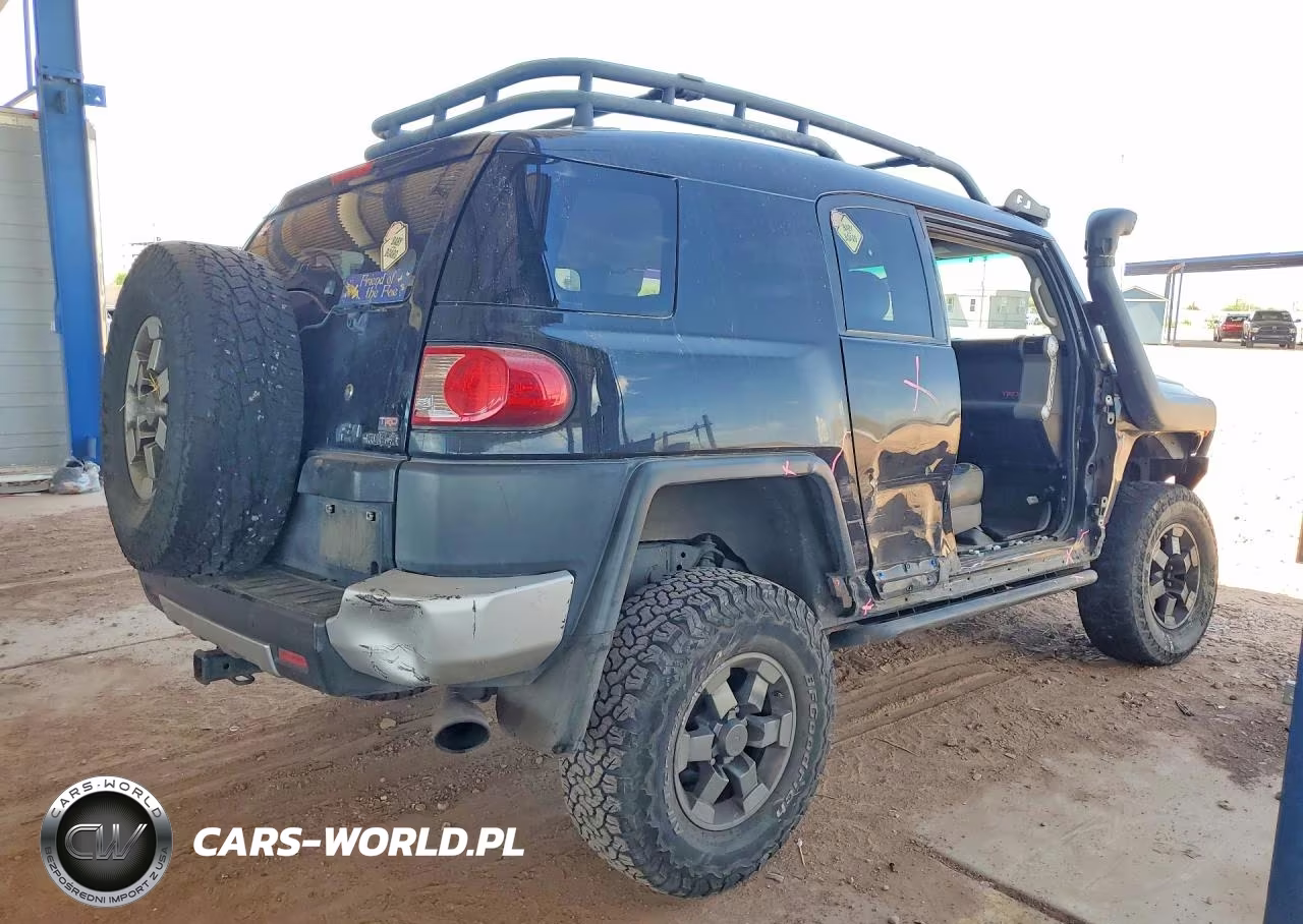 2007 Toyota Fj Cruiser Base VIN:JTEBU11F470054946 - 3
