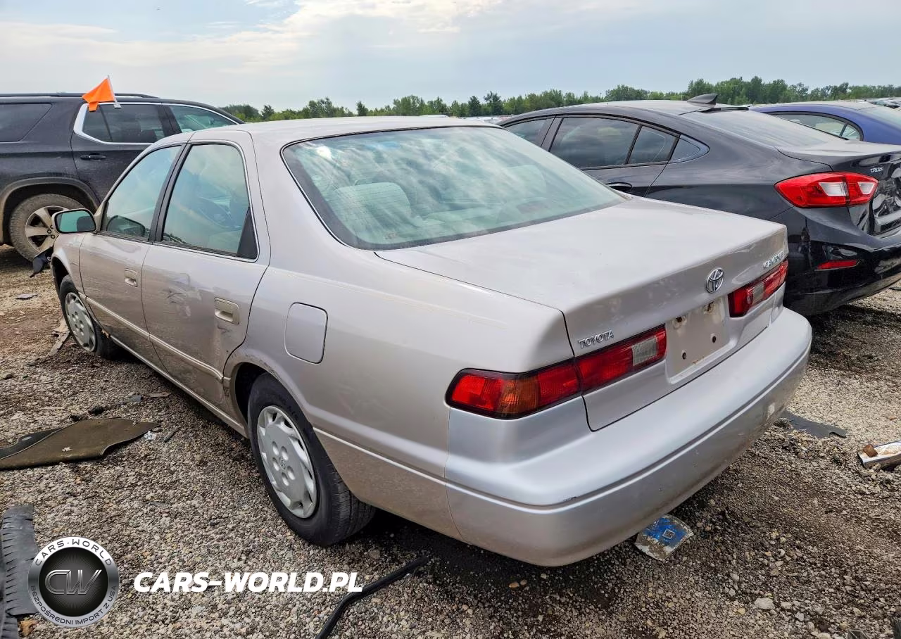 1999 Toyota Camry VIN:4T1BG22K8XU424409 - 2