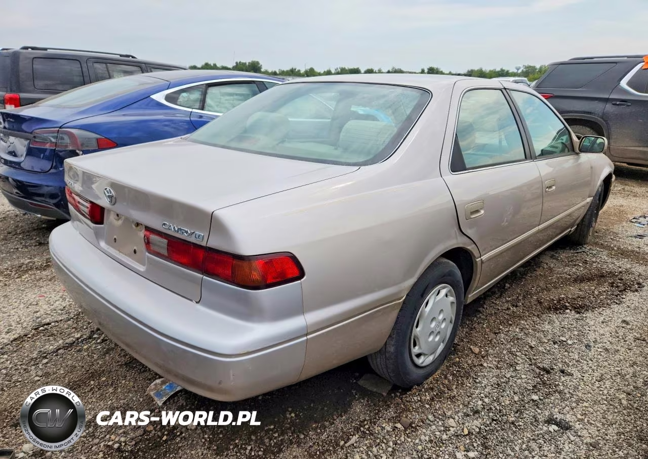 1999 Toyota Camry VIN:4T1BG22K8XU424409 - 3