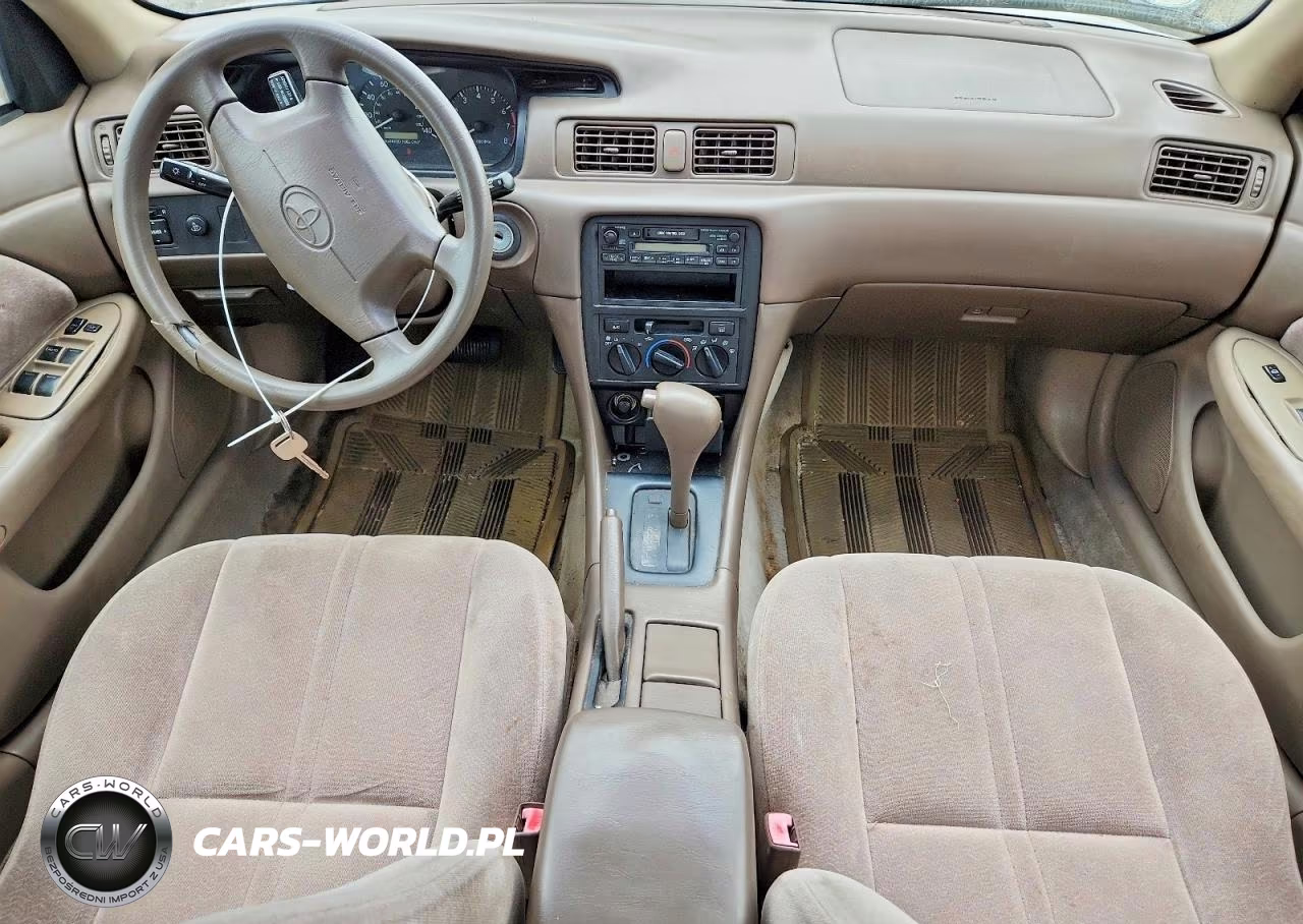 1999 Toyota Camry VIN:4T1BG22K8XU424409 - 8