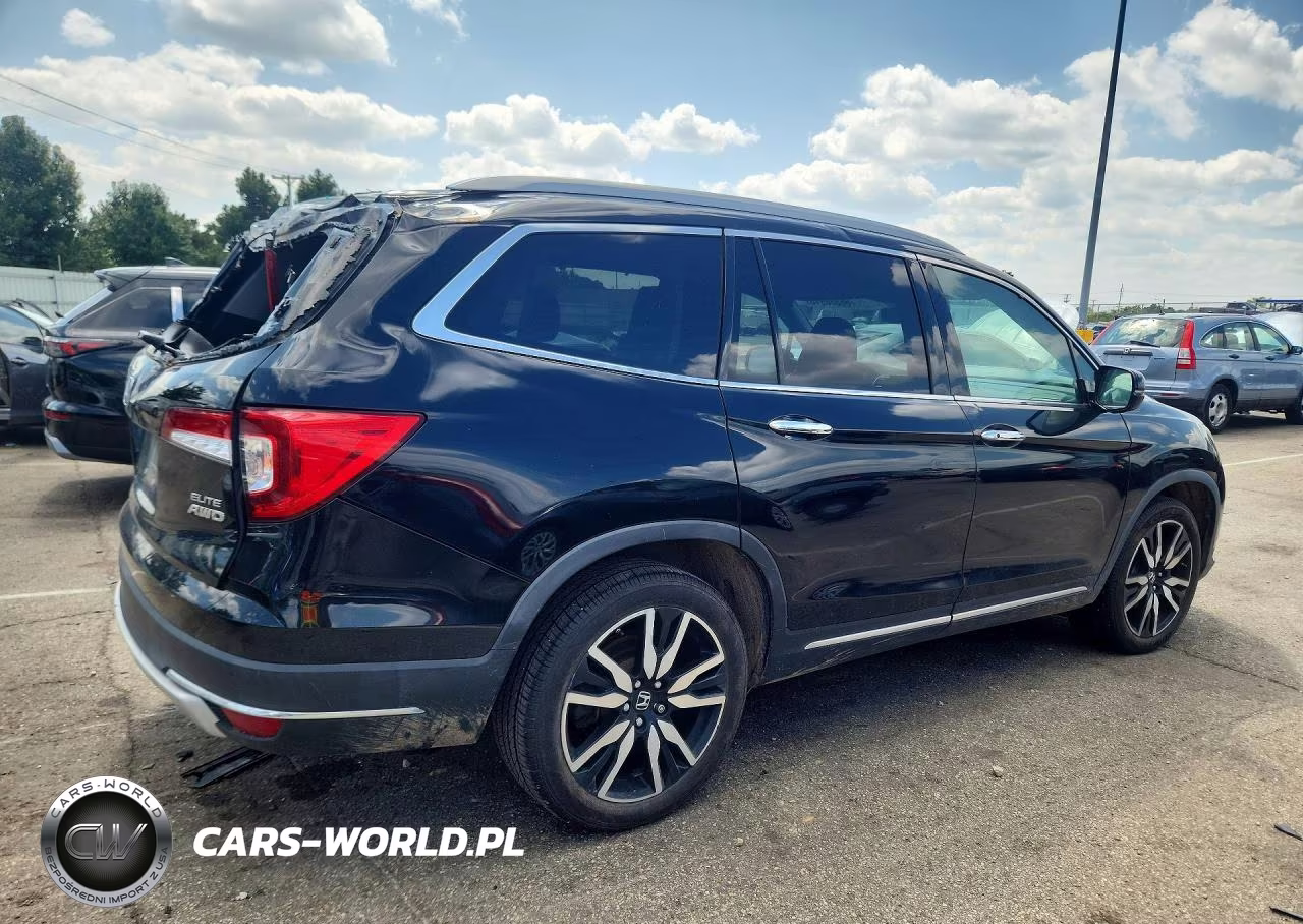2020 Honda Pilot Elite VIN:5FNYF6H02LB019910 - 3