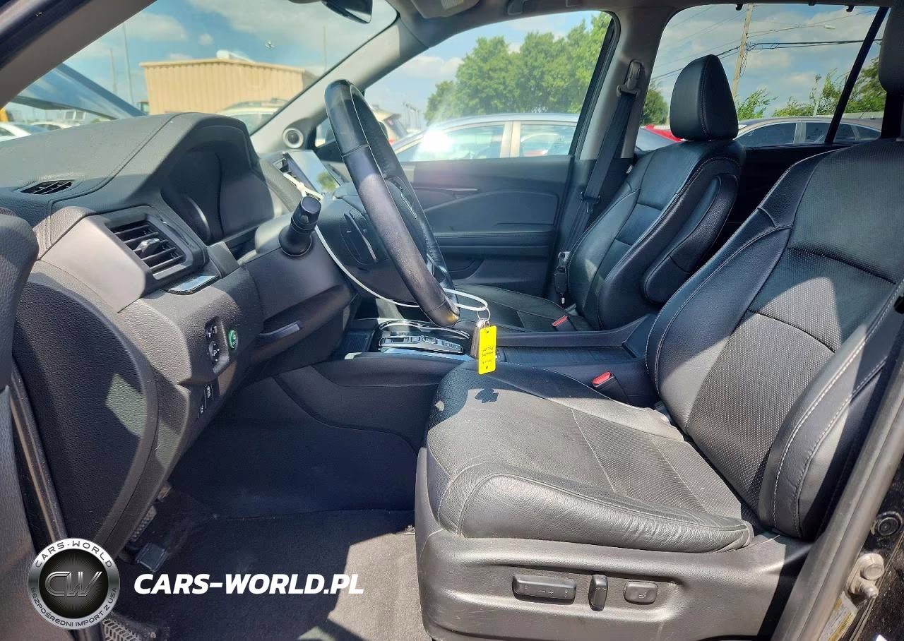 2020 Honda Pilot Elite VIN:5FNYF6H02LB019910 - 7